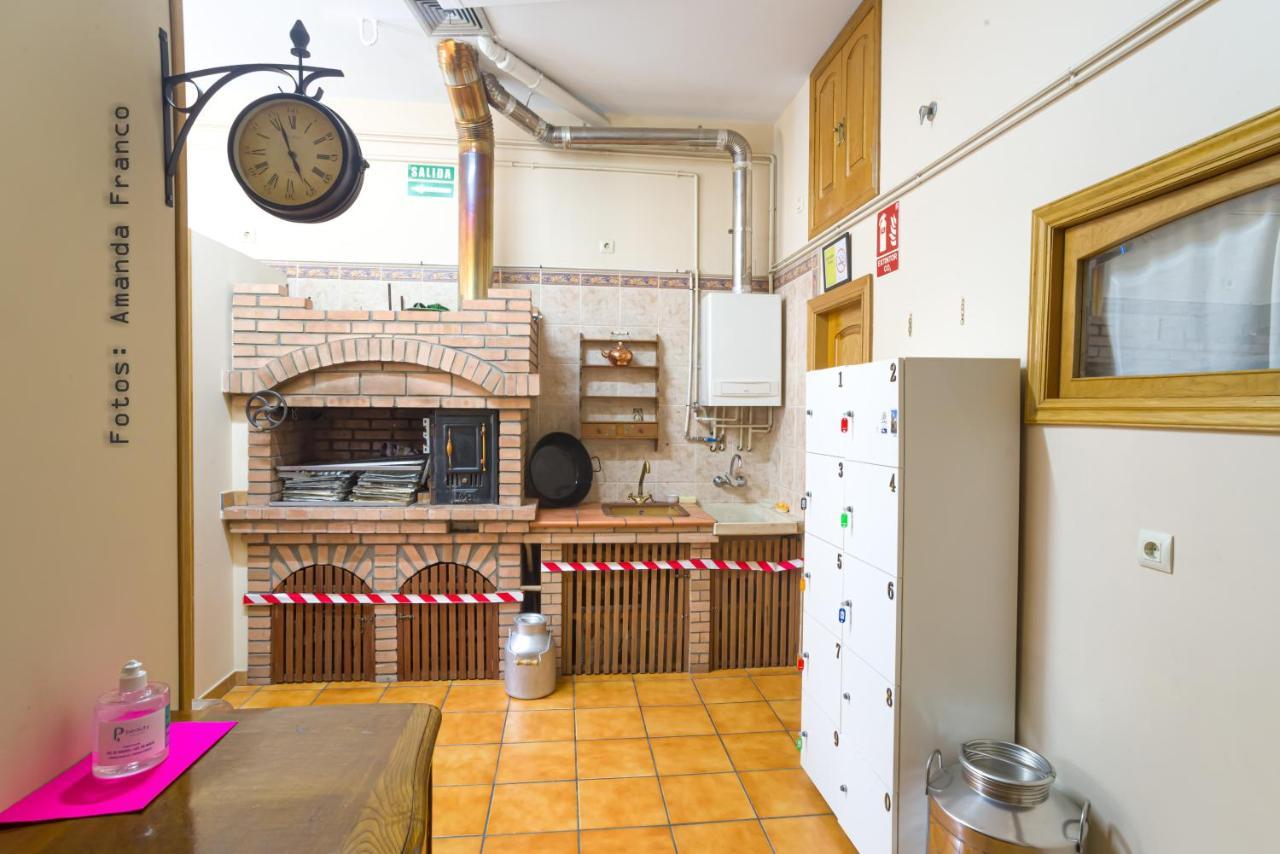Albergue De Peregrinos Ultreia Et Suseia Hostel Sigueiro Εξωτερικό φωτογραφία