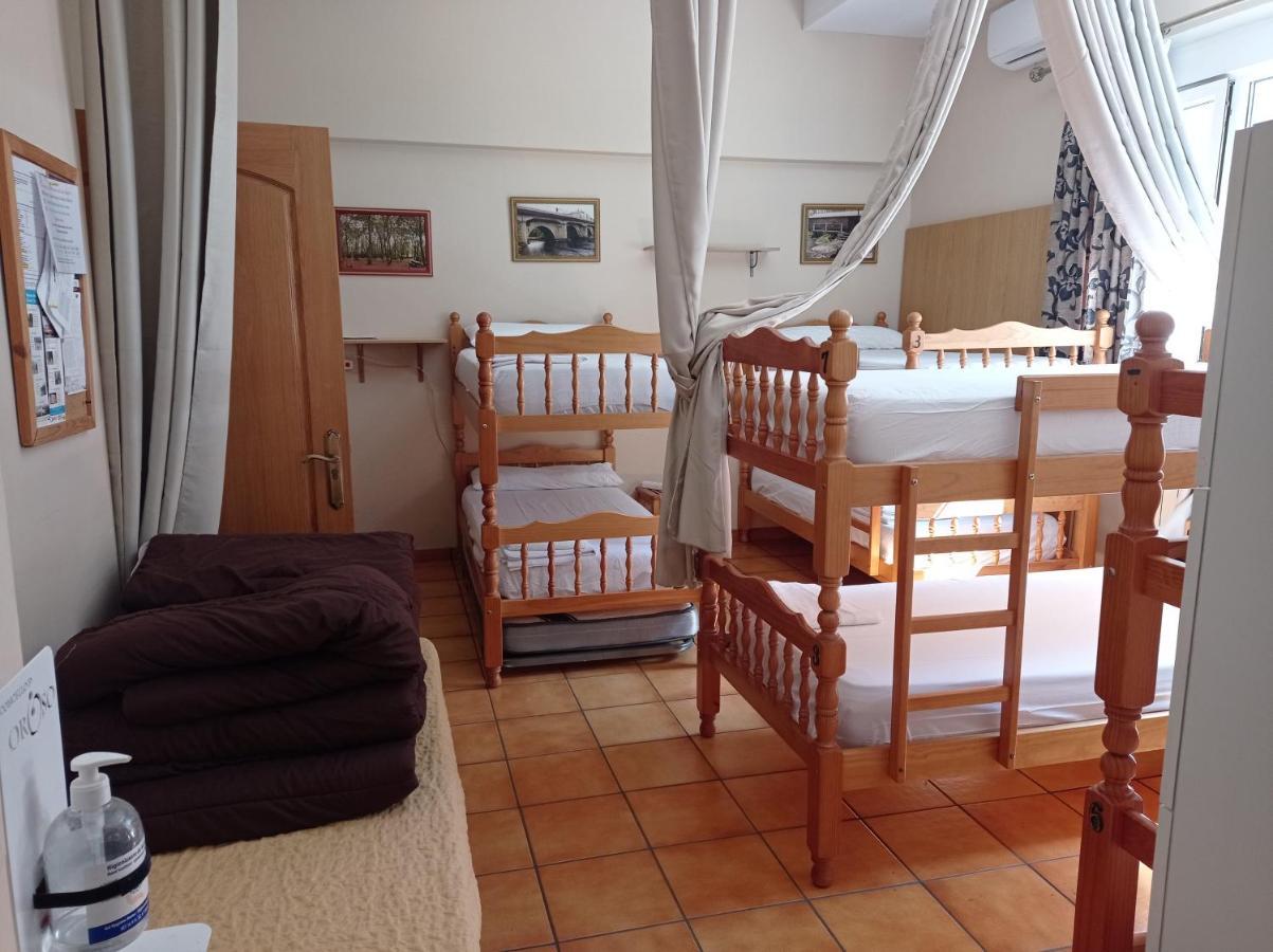 Albergue De Peregrinos Ultreia Et Suseia Hostel Sigueiro Εξωτερικό φωτογραφία