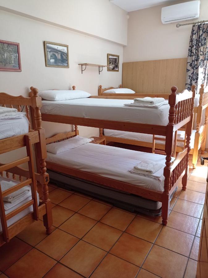 Albergue De Peregrinos Ultreia Et Suseia Hostel Sigueiro Εξωτερικό φωτογραφία